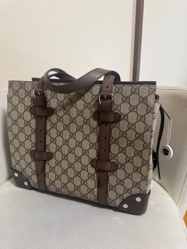 グッチ GUCCIGGスプリーム レザーディテール付き トートバッグ
