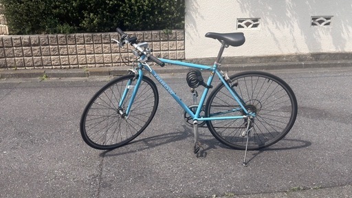 クロスバイク 自転車 シマノ製6段変速機 27インチ (アース) 石川台の