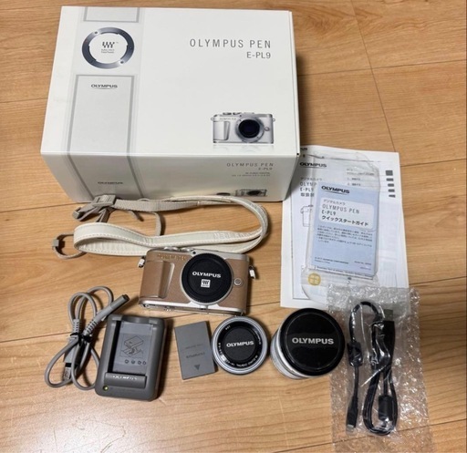 超美品　OLYMPUS　PEN E-PL9　ミラーレス一眼レフ　ダブルレンズ付き