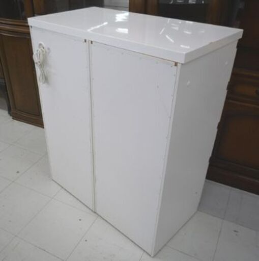 NITORI ミドルレンジボード 幅80cm ホワイト 鏡面仕上げ ソフトクローズ ニトリ レンジボード キッチン収納 食器棚 レンジ