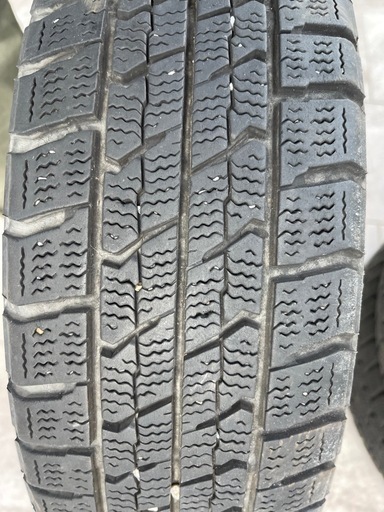 【お得】軽用スタッドレスタイヤ4本　155 /65R14 750