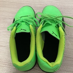 PUMAスニーカーの画像