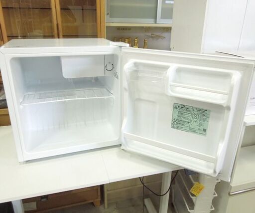 良品 ニトリ 45L 直冷式1ドア冷蔵庫 BR2C02 ホワイト 2024年製 サイコロ冷蔵庫 100L以下 セカンド冷蔵庫 給湯室 