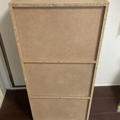 ⑧木目調の3段カラーボックスの画像