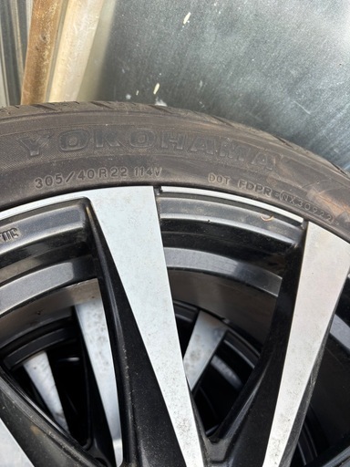 DOUBLE EIGHT ヨコハマ 305/30R22サマータイヤホイールセット