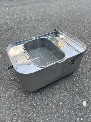 タニコーガスフライヤー美品 ガスフライヤー2023年式美品 TGFL-B35C 【タニコー】 ガスフライヤー 