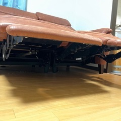 東京インテリア 電動リクライニングソファ 二人用 ブラウン レザー風の画像