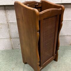 karimoku カリモク 木製 傘立て 幅29cm×奥行26cm×高さ60cmの画像