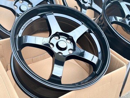 フローフォージド PROCAST 5スポーク 18インチ 8J +35 5穴 114.3 グロスブラック