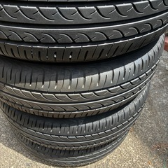 タイヤ　165/70R14 81sの画像