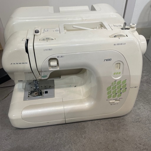 【ジモティー割】ジャノメ コンピューターミシン 7100（ID2147）