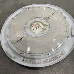 【ジモティー割】TOSHIBA 2013年製 LED照明器具 シーリングライト（ID2149）の画像
