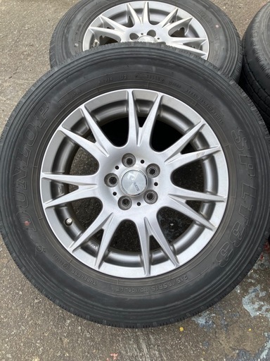 215/65R15夏タイヤ