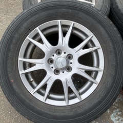 215/65R15夏タイヤの画像