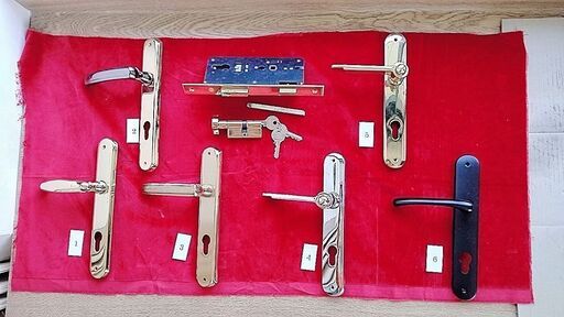 高級ドアノブ（建材）お譲りします
