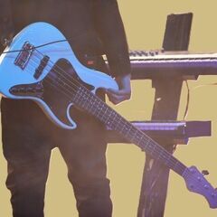 リードギターかドラム募集！！　ギターロックのコピバン♫