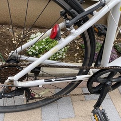 BRIGGS Product Cross Bike  わずか11.5kgのシマノ製6段変速 アルミフレーム700Cホイールクロスバイク 前輪はクイックリリースハブ、前後Vブレーキ　47,800円の画像