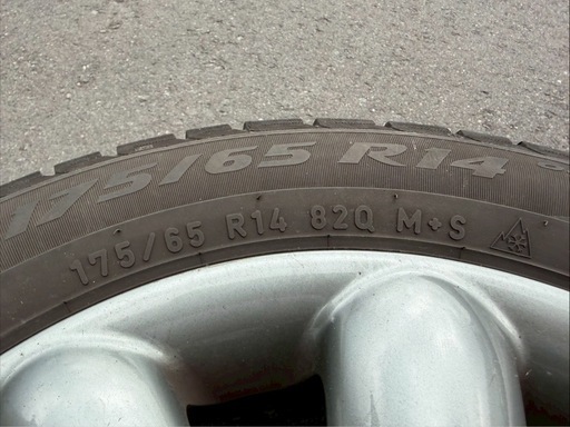 175/65 R14 FIAT純正アルミスタッドレスタイヤ4本セット