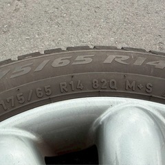 175/65 R14 FIAT純正アルミスタッドレスタイヤ4本セットの画像
