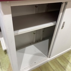 物置 収納家具 鍵欠品の画像