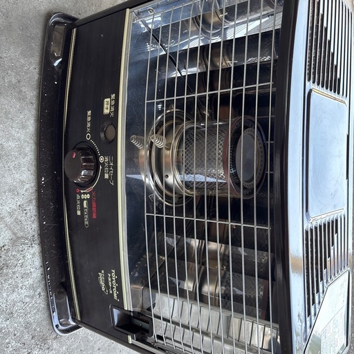 トヨトミの石油ストーブ