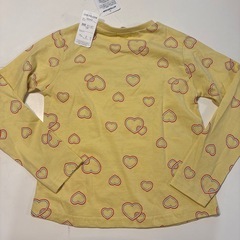 【新品タグ付き】CUTE PARADISE ハート柄長袖カットソー 130cmの画像