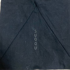SUQQU スック　 黒ミニ布バッグ　結ぶタイプ　ミニ巾着袋　小物入れ　の画像