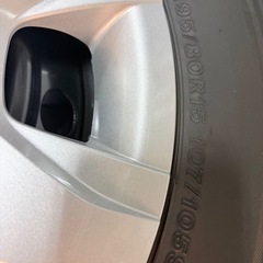 美品　ハイエース純正 新車外しタイヤの画像