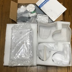ほぼ未使用 防犯 監視カメラ カメラ×2 モニター HDD付の画像
