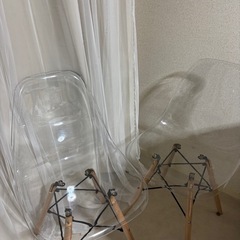 クリア　チェア　2脚の画像