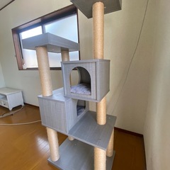 キャットタワーほぼ未使用の画像