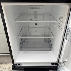 632⭐️2023年製美品★シャープ　冷蔵庫　右、左開き　ブラック　黒　自動霜取りの画像