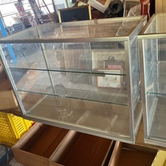 ショーケース　陳列棚　ガラスケース　駄菓子屋の画像