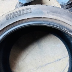 285/40R19の画像