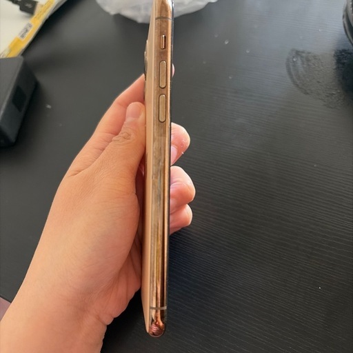 iphone iPhone 16e at Metro by T-Mobile 4817 Annapolis Rd | Bladensburg, MD