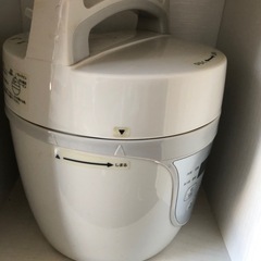 炊飯器の画像