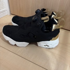 23.5cm リーボック ポンプフューリー pump furyブラックの画像