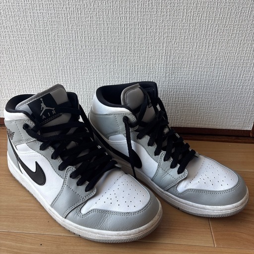 半額以下　NIKE Air Jordan ハイカットスニーカー　27センチ