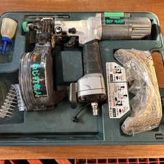 日立、エア釘打ち機WF4HAの画像
