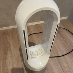 冷風　温風　スリムタワーファン　　　　の画像