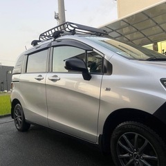 限定価格！現車確認可！フリードスパイク　の画像