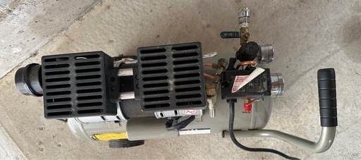 SHINSEI シンセイ 静音オイルレスコンプレッサー 30L EWS-30