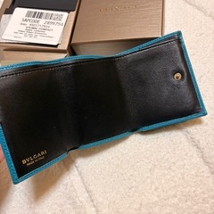 BVLGARI ターコイズ 三つ折り財布の画像