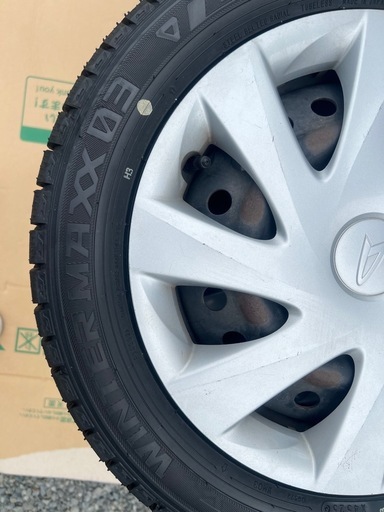 軽自動車バリ溝155 65 R14スタッドレスタイヤ (みーだょ) 石巻のタイヤ