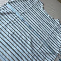 薄手　ボーダーカットソー　長袖トップス　の画像