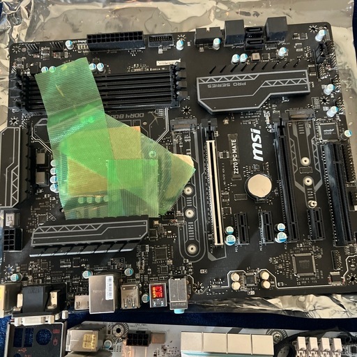 マザーボードまとめて