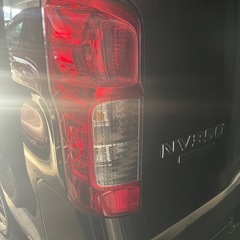 日産　NV350 E26 前期　キャラバン　テールランプ　左側の画像