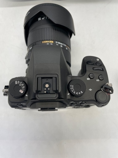 【トレファク足立扇店】ﾃﾞｼﾞﾀﾙ一眼ﾚﾌｶﾒﾗ SIGMA SD1 Merrill ﾚﾝｽﾞｾｯﾄ  ﾚﾝｽﾞ:17-50mm 1: シグマ（SIGMA） 中古 1年保証 美品 SIGMA SD1 Merrill & 17-50mm F2 