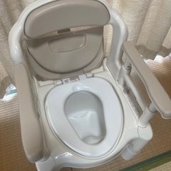 ポータブルトイレ　介護　中古の画像
