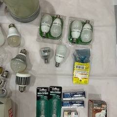電球まとめ　33個の画像